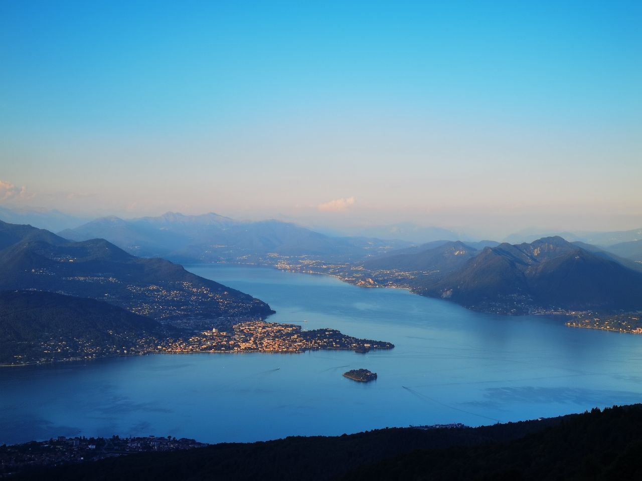 An image of the lake, taken in Motarrone Mountain, Italy